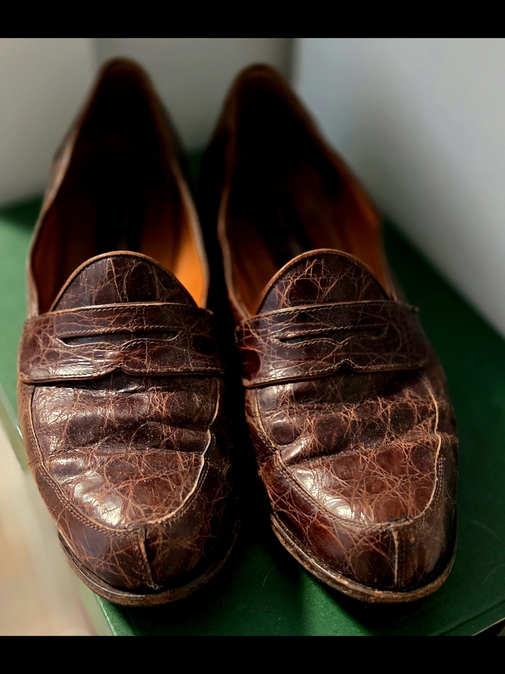Vintage Women’s Ralph Lauren Purple Label Alligator Penny Loafers, Size 8.5